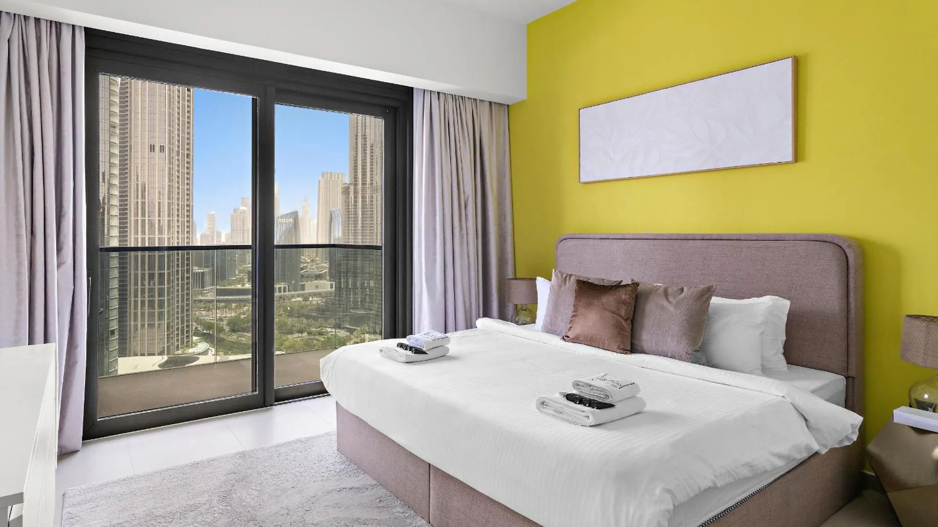 Apartment Classy And Sophisticated 3Br Plus 1 Gr In Downtown With Burjkhalifa View Dubai United Arab Emirates