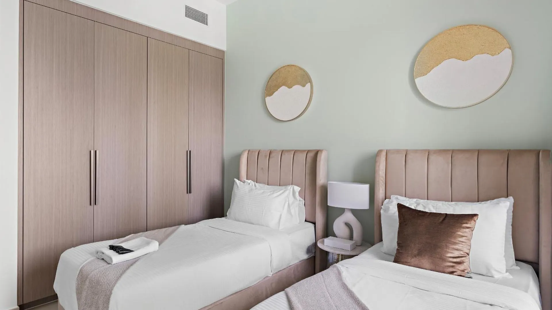 Apartment Classy And Sophisticated 3Br Plus 1 Gr In Downtown With Burjkhalifa View Dubai